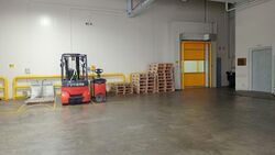 Tuas Road (D22), Warehouse #587554031